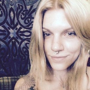 Meet your Posher, Tesla